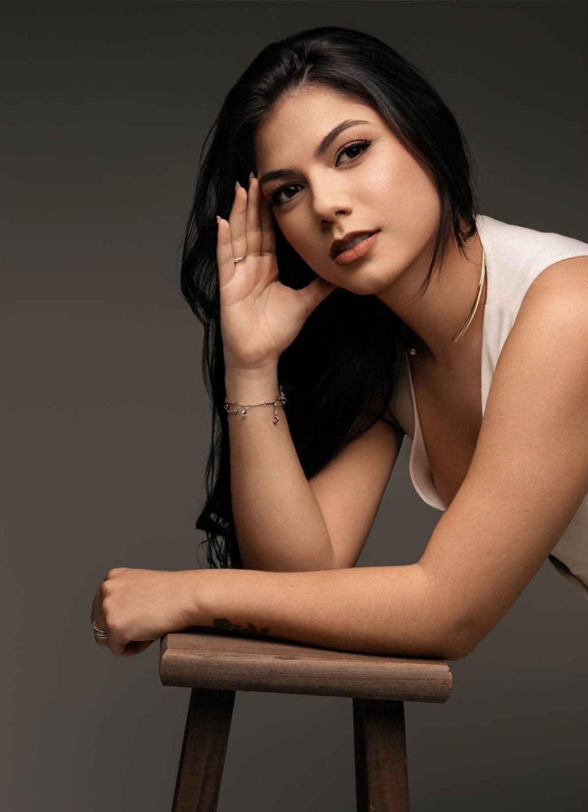 Dra. Giovana Mello